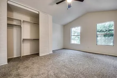 35 Abbey Road, Euless, TX 76039 - Photo 13