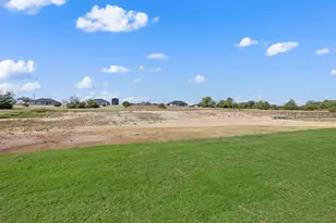 1021 Gatlin Cir, Springtown, TX 76082 - Photo 27