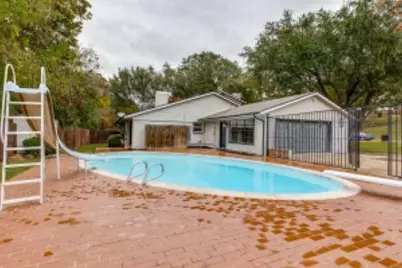 28 Mont Del Drive, Benbrook, TX 76132 - Photo 3