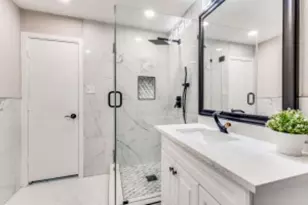 28 Mont Del Dr, Benbrook, TX 76132 - Photo 17