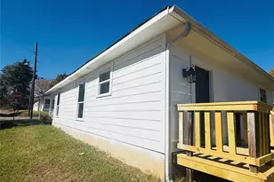 255 SW 7th St, Paris, TX 75460 - Photo 5