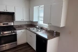 414 E Tucker Blvd, Arlington, TX 76010 - Photo 9