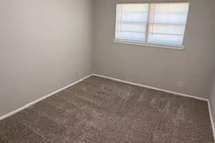 414 E Tucker Blvd, Arlington, TX 76010 - Photo 11