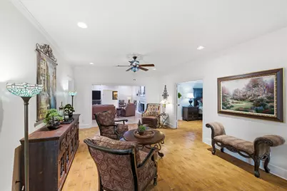 2000 Lakehill Court, Arlington, TX 76012 - Photo 19