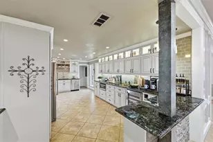 2000 Lakehill Ct, Arlington, TX 76012 - Photo 13