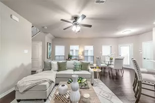 4125 Comanche Dr, Carrollton, TX 75010 - Photo 3