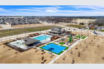 4918 Pebblewood Drive, Princeton, TX 75071 - Photo 5