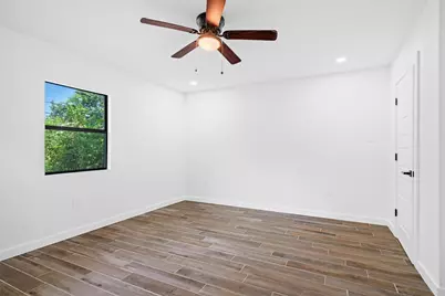 902 Skylark Drive, Arlington, TX 76010 - Photo 21