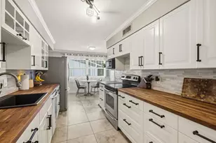 7736 El Santo Ln, Dallas, TX 75248 - Photo 9