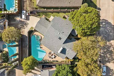 9616 Viewside Drive, Dallas, TX 75231 - Photo 37