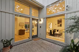 9616 Viewside Dr, Dallas, TX 75231 - Photo 3