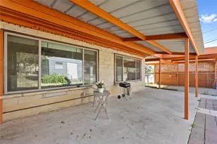 2609 Coggin Ave, Brownwood, TX 76801 - Photo 15