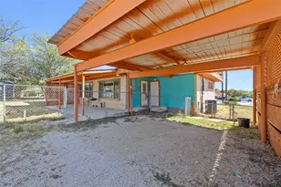 2609 Coggin Ave, Brownwood, TX 76801 - Photo 33