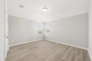 1805 Longwood Ln, Garland, TX 75042 - Photo 13