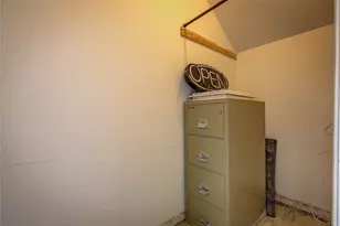 1213 Washington St, Commerce, TX 75428 - Photo 17