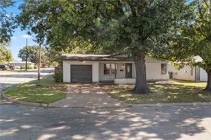 2221 N Alexander St, Sherman, TX 75092 - Photo 31