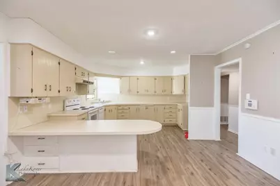 131 Avenue I, Hamlin, TX 79520 - Photo 7