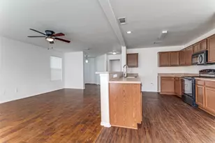 7544 Lazy Spur Blvd, Fort Worth, TX 76131 - Photo 3