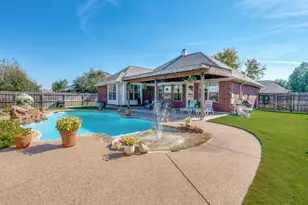 1010 Diane St, Aubrey, TX 76227 - Photo 25