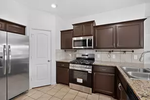 6920 Tide Ln, Fort Worth, TX 76179 - Photo 5