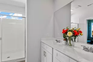 704 Barton Dr, Grandview, TX 76050 - Photo 23