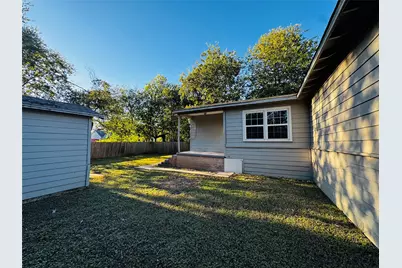 2704 N 32nd Street, Waco, TX 76708 - Photo 19