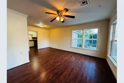 2704 N 32nd Street, Waco, TX 76708 - Photo 3