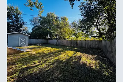 2704 N 32nd Street, Waco, TX 76708 - Photo 21