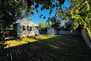 2704 N 32nd St, Waco, TX 76708 - Photo 23