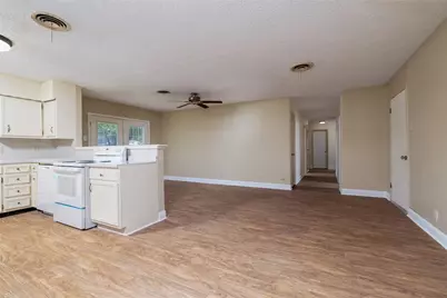 2720 Cedar Park Boulevard, Richland Hills, TX 76118 - Photo 13