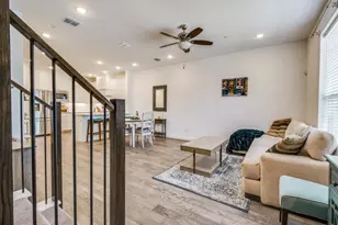 532 Ballustrade Dr, Irving, TX 75039 - Photo 3