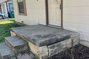 1301 Fannin St, Denton, TX 76201 - Photo 3