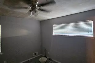 2235 Babalos Ln, Dallas, TX 75228 - Photo 17