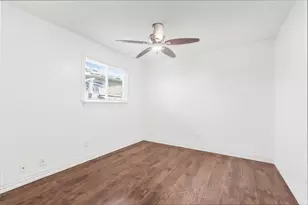 10124 Shayna Dr, Dallas, TX 75217 - Photo 5