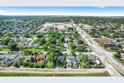 10124 Shayna Drive, Dallas, TX 75217 - Photo 15