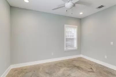 911 Cedar Hill Avenue, Dallas, TX 75208 - Photo 15