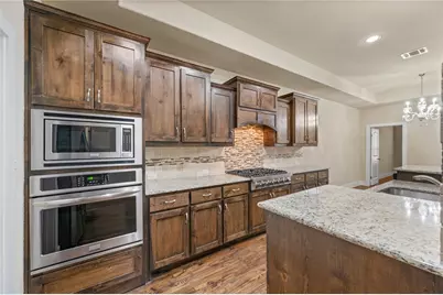 2521 Sanders Court, Bedford, TX 76021 - Photo 15