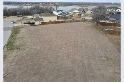 7614 W Shore Drive, The Colony, TX 75056 - Photo 17