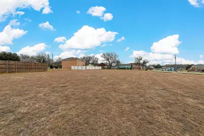 7614 W Shore Drive, The Colony, TX 75056 - Photo 9