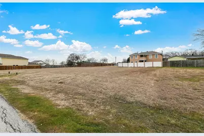 7612 W Shore Drive, The Colony, TX 75056 - Photo 5