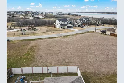 7612 W Shore Drive, The Colony, TX 75056 - Photo 17