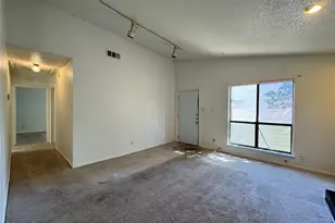 6646 E Lovers Ln, Dallas, TX 75214 - Photo 3