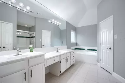 2309 York Court, Carrollton, TX 75006 - Photo 19