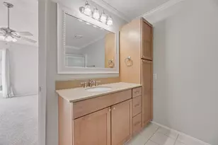 43 Abbey Rd, Euless, TX 76039 - Photo 17