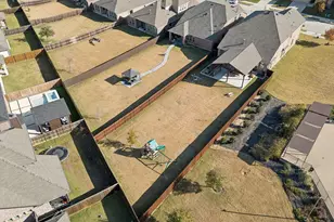 1353 Lake Grove Dr, Little Elm, TX 75068 - Photo 37