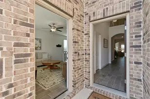 1353 Lake Grove Dr, Little Elm, TX 75068 - Photo 7