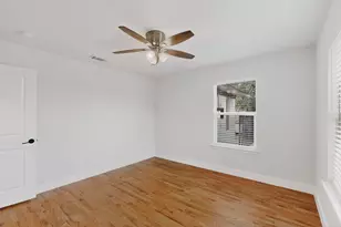 2534 Millermore St, Dallas, TX 75216 - Photo 7