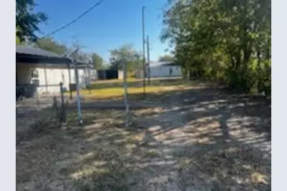1099 Fm 339 S, Groesbeck, TX 76642 - Photo 15