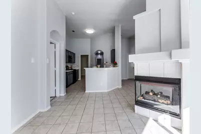 1305 Greenbriar Lane, McKinney, TX 75069 - Photo 3