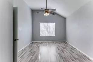 1305 Greenbriar Ln, McKinney, TX 75069 - Photo 11